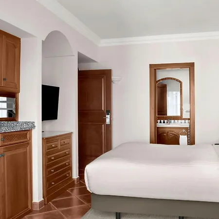 מלון Marriott's Playa Andaluza אסטפונה